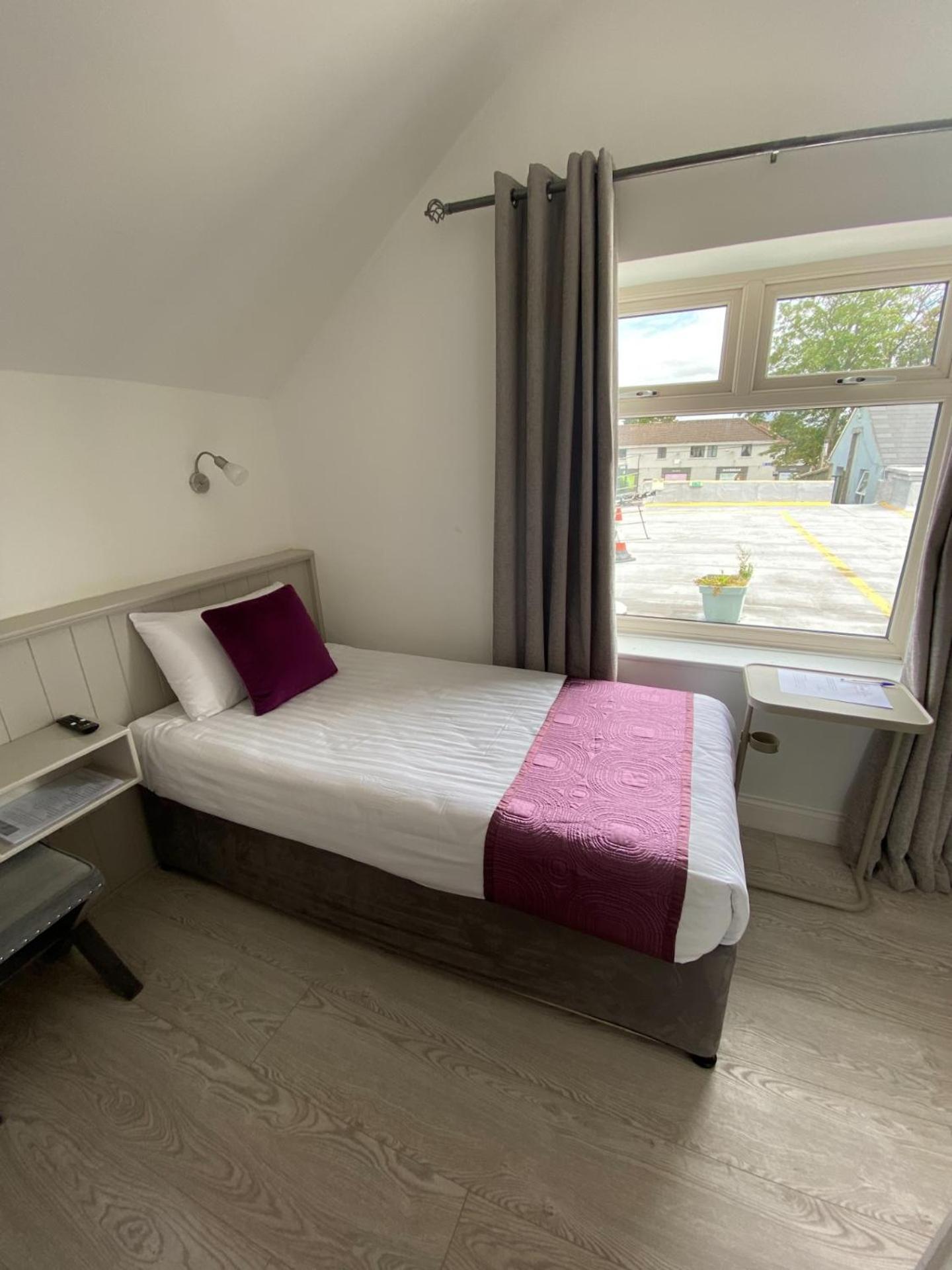 The Town House Hotel Naas Exteriér fotografie
